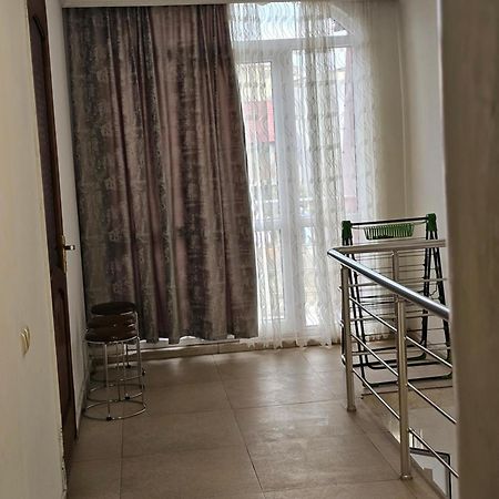 Home Batumi Zewnętrze zdjęcie