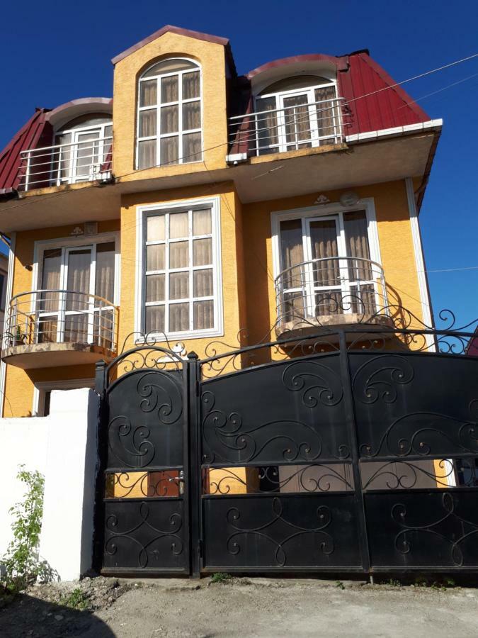 Home Batumi Zewnętrze zdjęcie